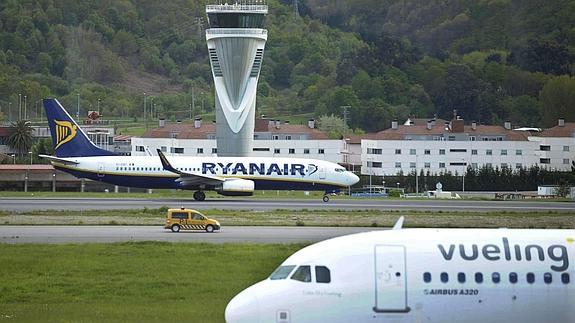 Las aerolíneas de bajo coste traen un 11,7% más de pasajeros hasta abril que en 2014