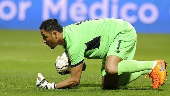 Keylor Navas sufre una lesión crónica por sobrecarga de esfuerzos y partidos