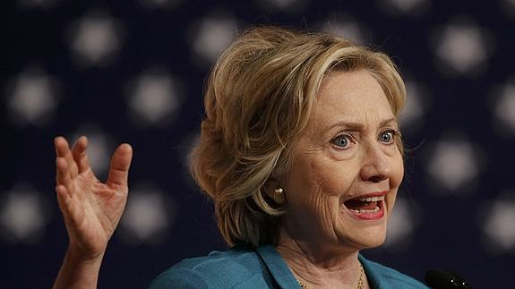 Hillary Clinton: «El embargo contra Cuba debe acabar de una vez por todas»