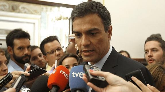 Sánchez afirma que Rajoy perdió el tren de la reforma constitucional