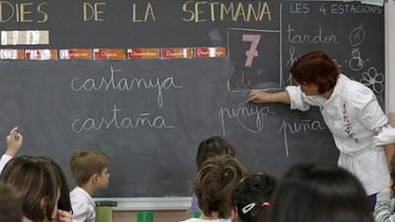 92 familias catalanas piden la ayuda para escolarizar en castellano