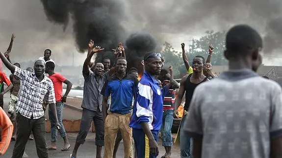 Tercer día consecutivo de protestas tras el golpe de Estado en Burkina Faso