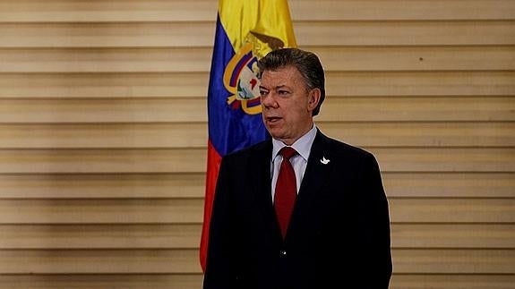 Santos viaja a La Habana para reunirse con los negociadores del proceso con las FARC