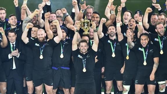 Los 'All Blacks' entran en la leyenda