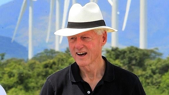 La casa en Arkansas de Bill Clinton, pasto de las llamas