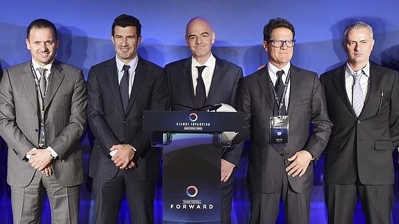 Infantino presenta su proyecto para la FIFA apoyado por Figo y Mourinho