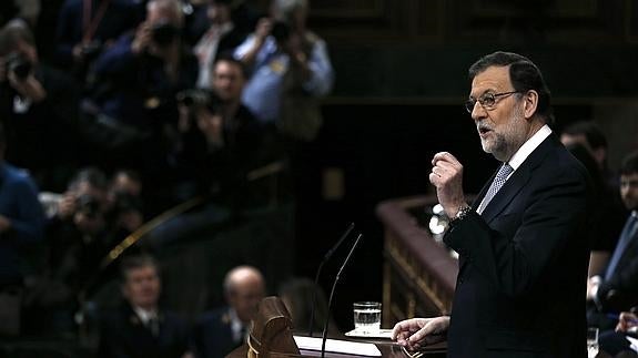 Rajoy se burla de Sánchez por ser un «bluf» y ridiculiza su pacto con Ciudadanos