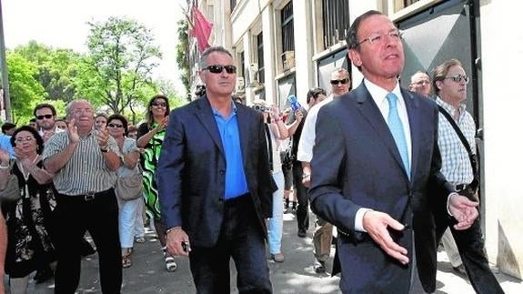 El PP suspende de militancia al exalcalde de Murcia