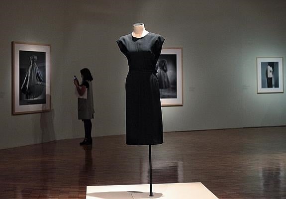 Cristóbal Balenciaga llega al Museo de Arte Moderno de México