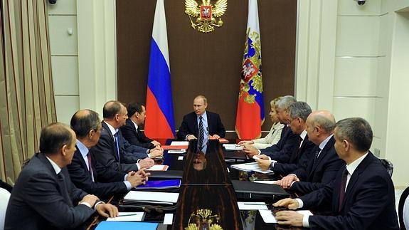 Putin acusa a Estados Unidos de iniciar «una nueva carrera armamentística»