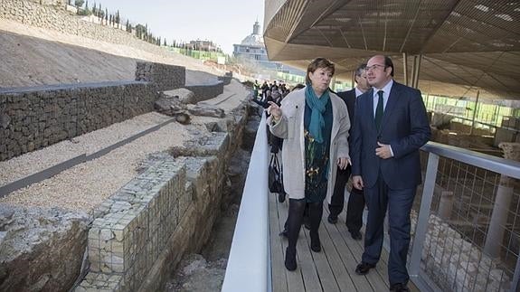 La Guardia Civil ve posibles vínculos del presidente de Murcia con la 'Púnica'