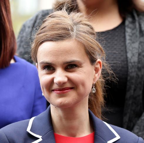 Muere la diputada británica Jo Cox tras ser apuñalada y tiroteada