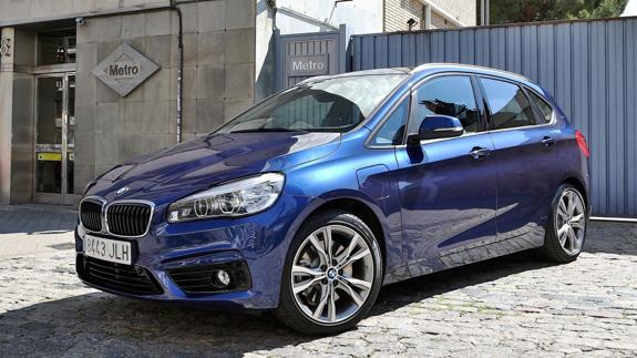 BMW Active Tourer 225xe, la familia enchufada