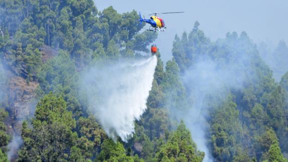 Estabilizado el perímetro del incendio de La Palma en todos sus frentes