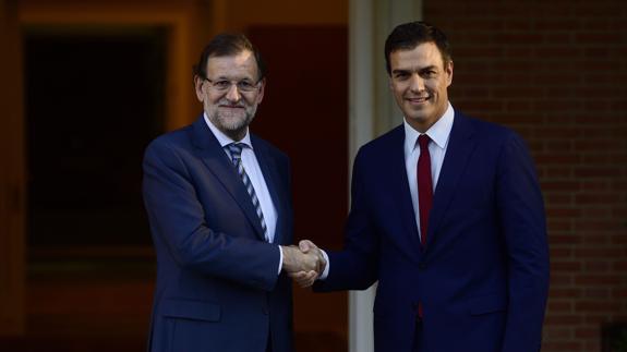 Rajoy y Sánchez se reunirán este lunes en el Congreso