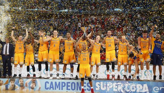 Gran Canaria arrolla al Barça y conquista la Supercopa