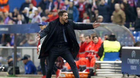 Simeone: «Tomé malas decisiones, pero los jugadores supieron resolver»