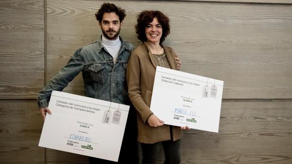 María Clè y Etxaburu, ganadores del certamen de moda sostenible