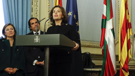 Santamaría se reúne con el PNV para hablar de los Presupuestos