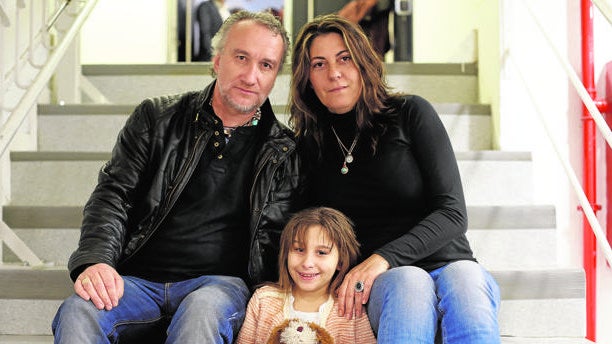 Detenidos los padres de Nadia ante las sospechas de estafa en donativos
