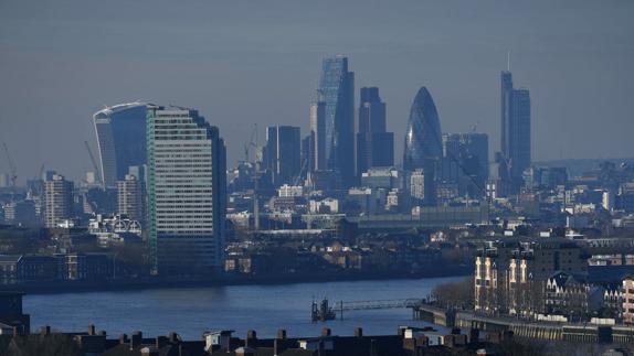 España, el tercer país europeo mejor situado para atraer el capital que deje Reino Unido tras el 'Brexit'