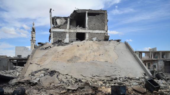 Seis suicidas matan a 42 personas en Homs