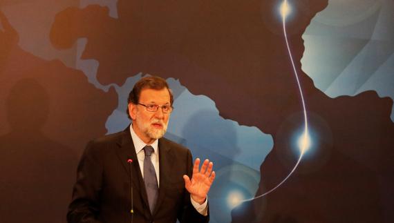 Rajoy pone a España como ejemplo de reformas aunque tengan coste electoral