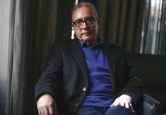 Juan José Millás: «Tengo tanto de adolescente...»