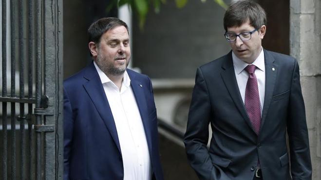 La Generalitat: «No nos rendiremos ni entregaremos las urnas»