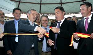 Arranca la XVIII Feria de Productos de León con el objetivo de "promocionar" los "sabores propios" de la provincia