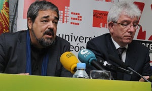 Aganzo presenta en León 'Las flautas de los bárbaros'