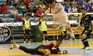 Los penaltis dan al Caja Segovia el primer punto en la eliminatoria de cuartos ante el Lobelle