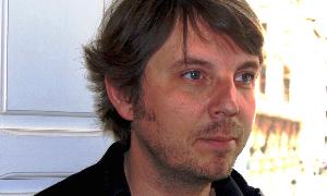 El poeta Javier Lorenzo Candel gana el Premio de Poesía Gil de Biedma