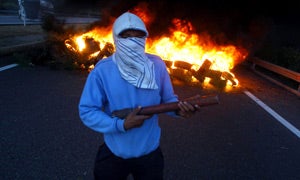 Tres detenidos tras los enfrentamientos entre mineros y antidisturbios rurales en la madrugada de hoy
