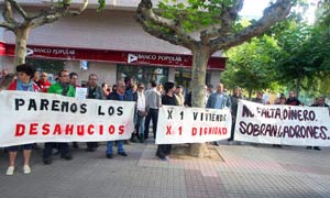 El banco concede la dación en pago a la joven ponferradina amenazada de desahucio