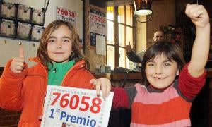 El bar 'Salvador' de Fuentepelayo reparte 800.000 euros del Gordo