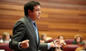 Óscar López insta a Cañete a pedir «perdón por la financiación irregular del PP»
