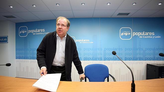 Herrera cree que el PP es "una fuerza poderosa" pese a la bajada de votos