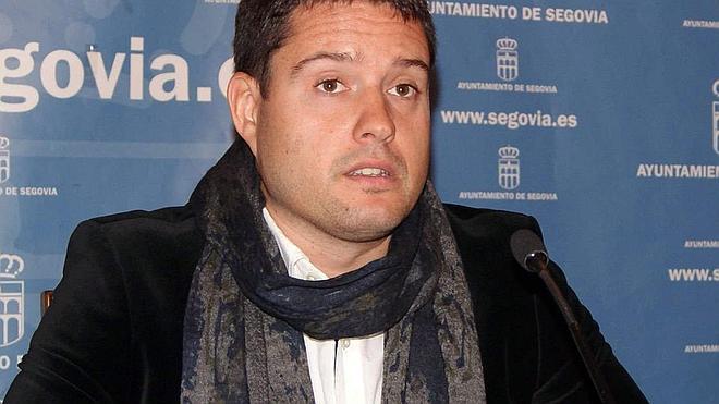 El concejal de Deportes de Segovia se postula para liderar el PSOE regional