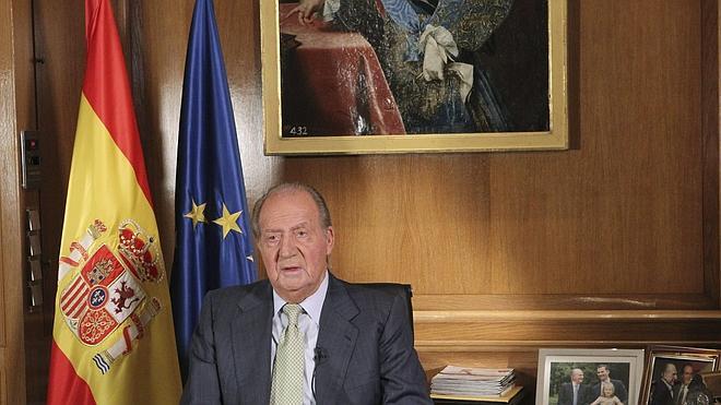 Los vallisoletanos, satisfechos con la abdicación del Rey