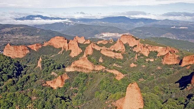 Somiedo y Las Médulas, a la cabeza de las 7 Maravillas Naturales de España