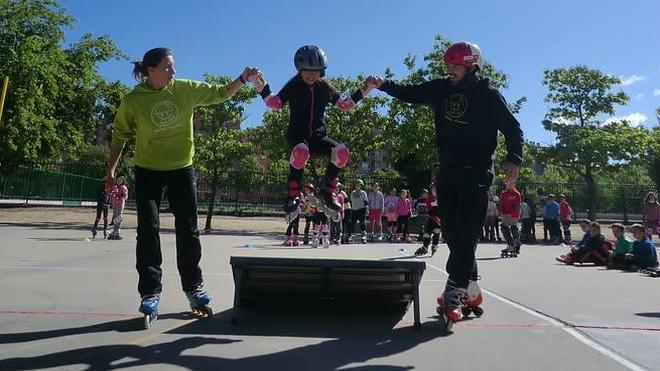 Los alumnos del Miguel Delibes descubren nuevos deportes