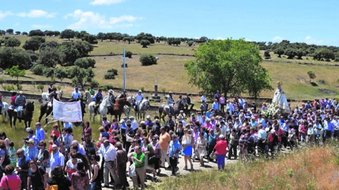 Los romeros y la devoción llenan Valdejimena