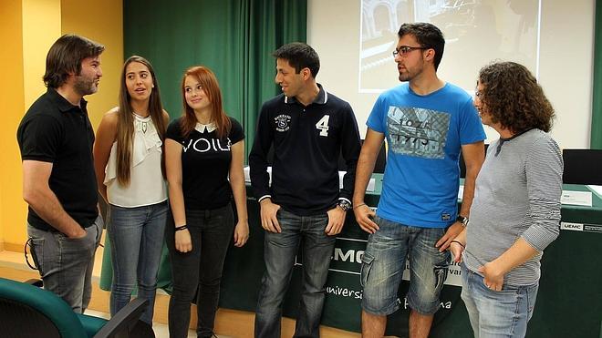 Alumnos de la UEMC realizan los videoclips del último trabajo del grupo Happening