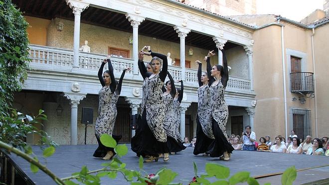 Baile con referencias urbanas