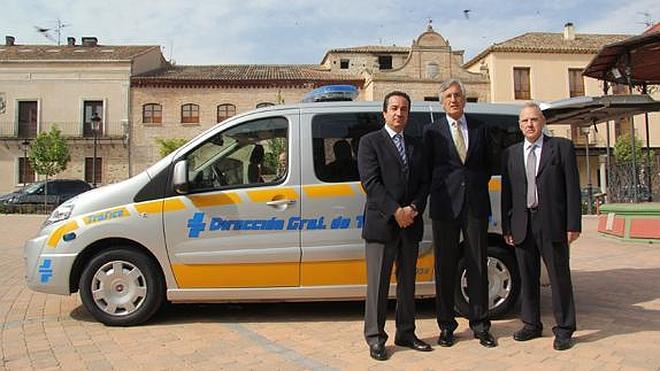 La policía local incorpora un nuevo vehículo cedido por la DGT con etilómetro