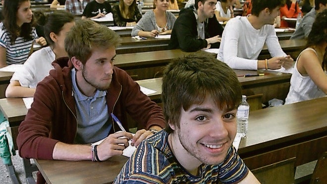 Un alumno del IES García Bernalt logra con un 9,77 la mejor nota de selectividad
