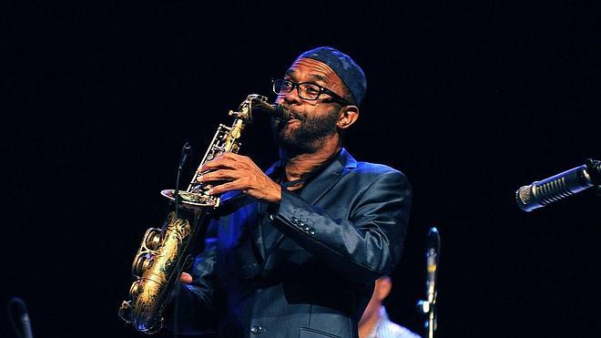 El saxo de Kenny Garrett sobrevoló otra exitosa cita del Universijazz