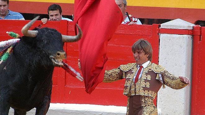 Las pandas y peñas podrán ir a los toros a Íscar con descuento