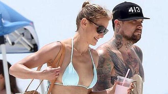 Cameron Díaz disfruta de un día de playa junto a su novio